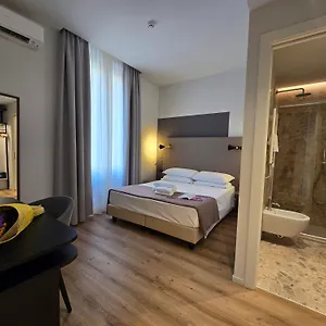 *** Hotel Porta Pia Włochy